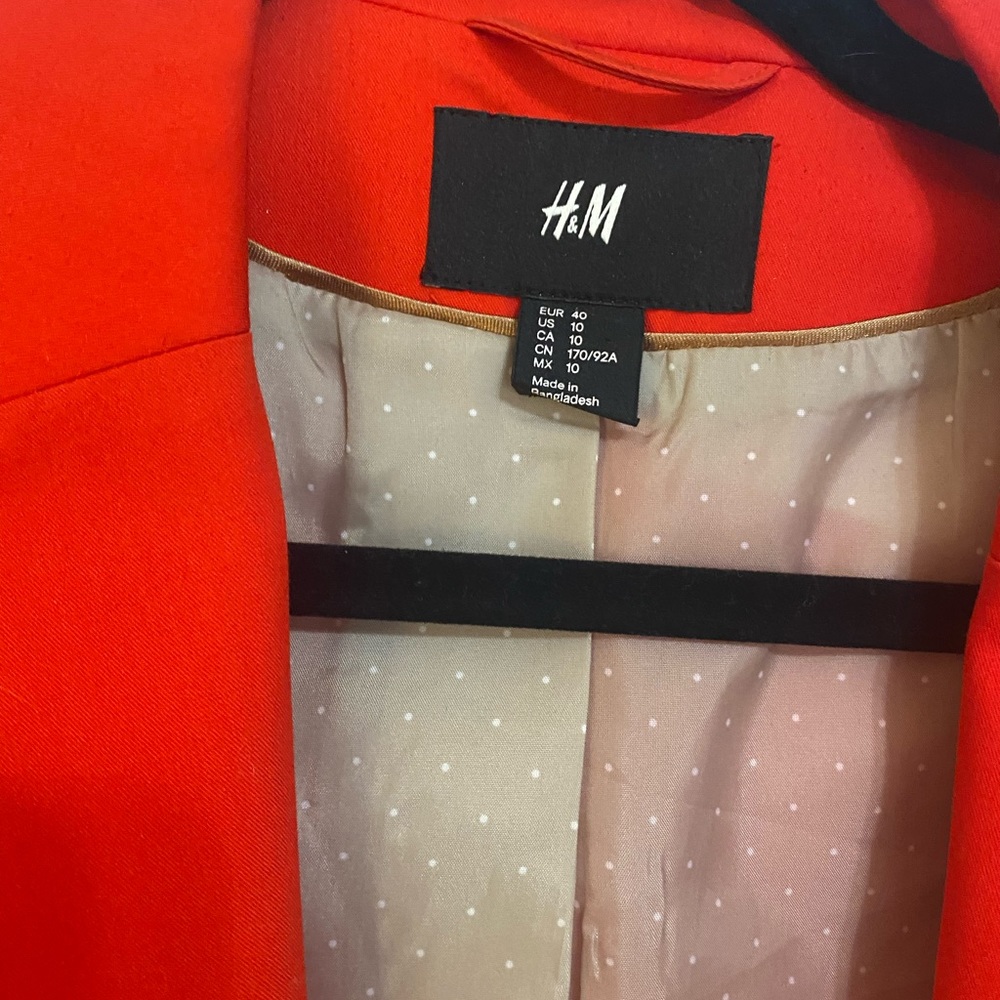 Red blazer - Picture 2 of 4